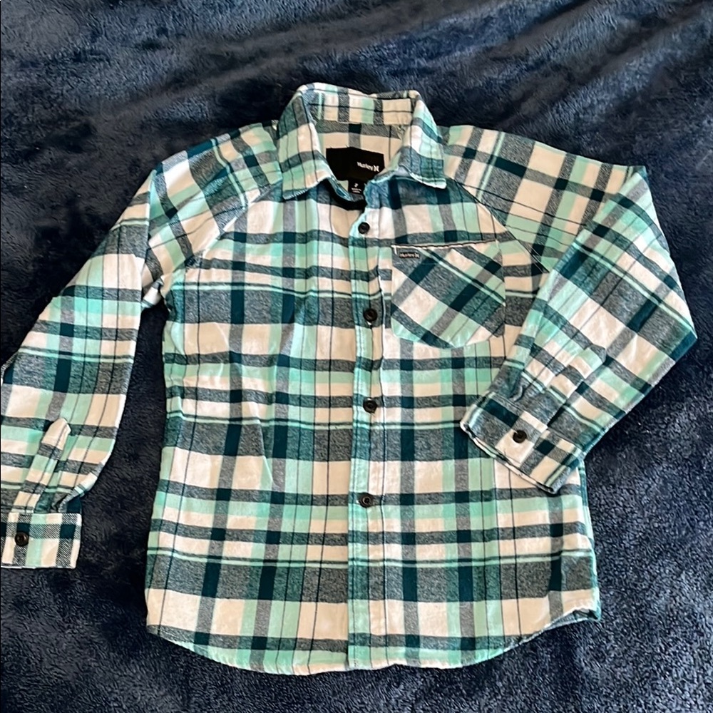 Hurley Blue and Green Button Down Shirt Relaxed Fit